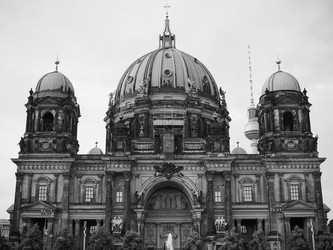 Similar image 11943814