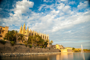 Similar image 11955349