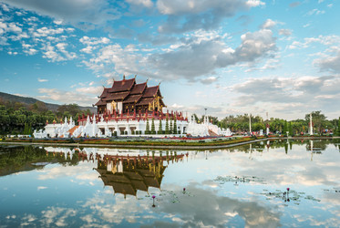 Similar image 11955546