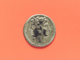 Similar image 11943017