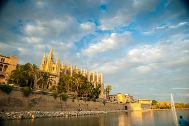 Similar image 11953993