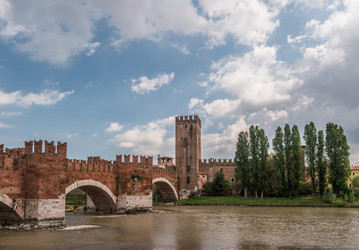 Similar image 11954305