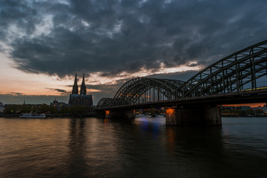 Similar image 11954603