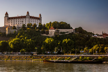 Similar image 11954994