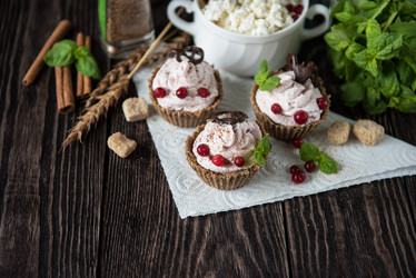 Similar image 11933627