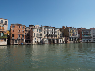 Similar image 11943591