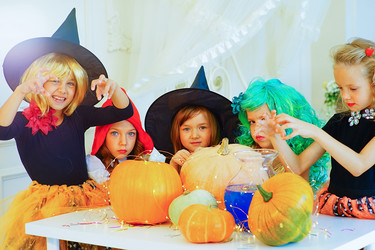 Similar image 11957604