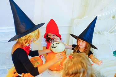 Similar image 11957594