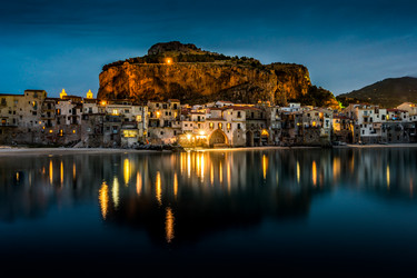 Similar image 11955551