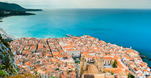 Similar image 11955580