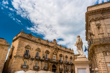 Similar image 11954822