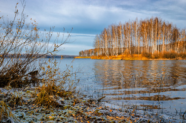 Similar image 11931463