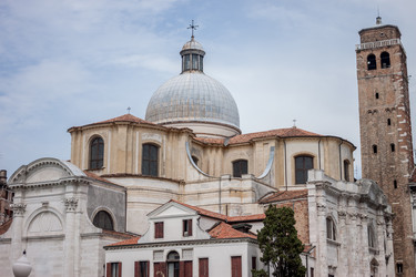 Similar image 11934713