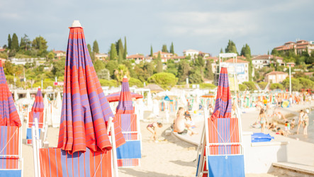 Similar image 11944944