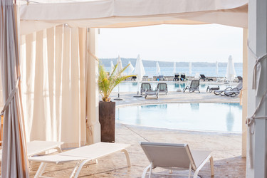 Similar image 11944945