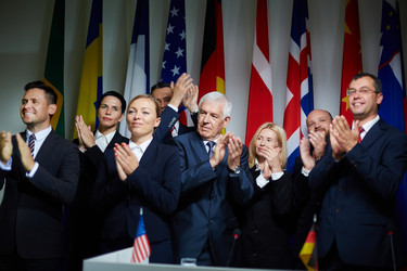 Similar image 11931322