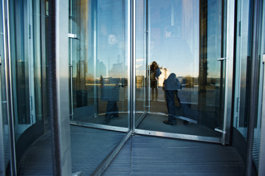 Similar image 11931375