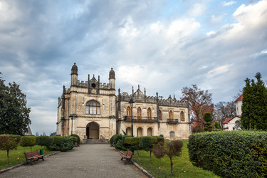 Similar image 11944981