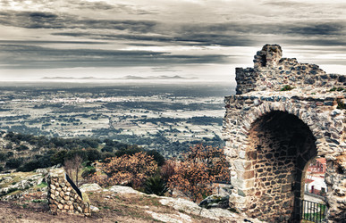 Similar image 12037312