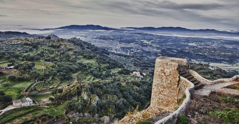 Similar image 12037309