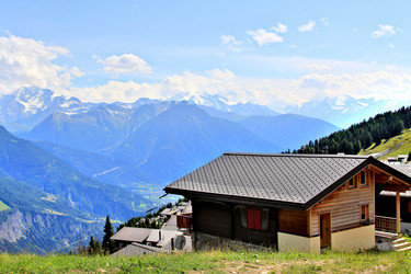 Similar image 11960610