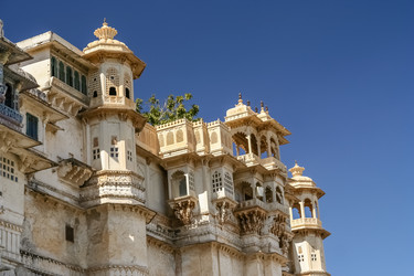 Similar image 12037929