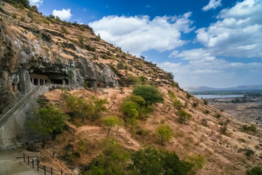 Similar image 12037936