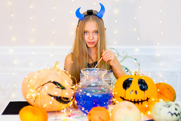 Similar image 11963485