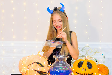 Similar image 11963494