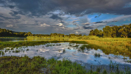 Similar image 11963111