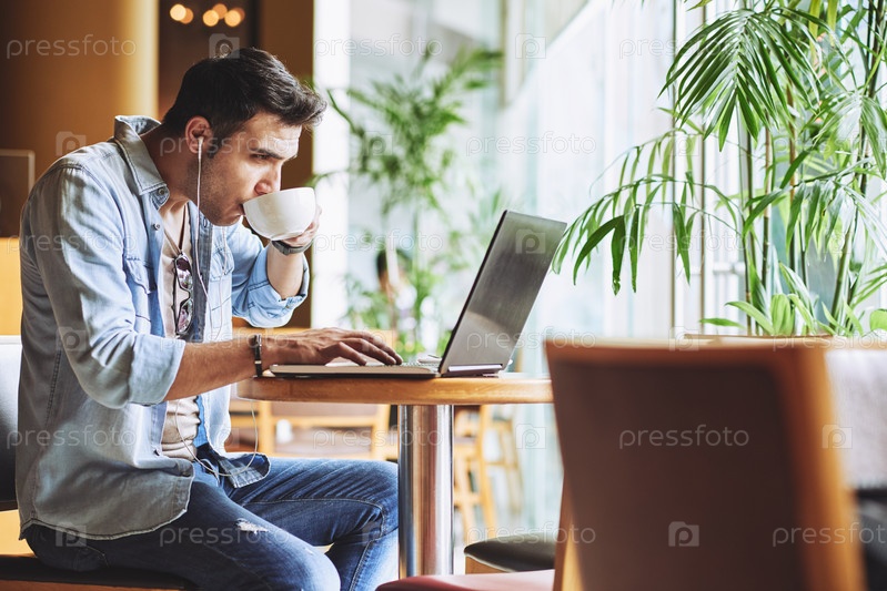 Бизнес FM радио слушать онлайн прямой эфир: почему предприниматели выбирают эту волну