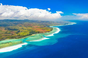 Similar image 12037486