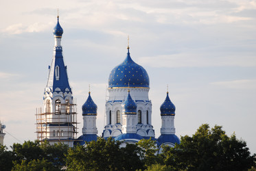 Similar image 12221040