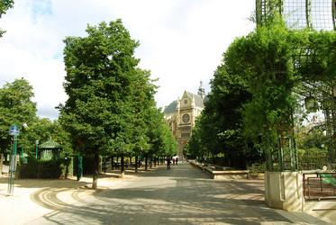 Similar image 12221229