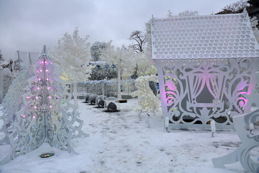 Similar image 12216022