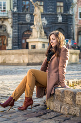 Similar image 12221079