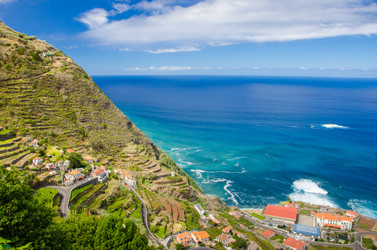 Similar image 12221595