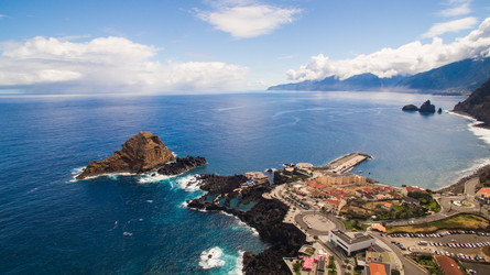 Similar image 12221633