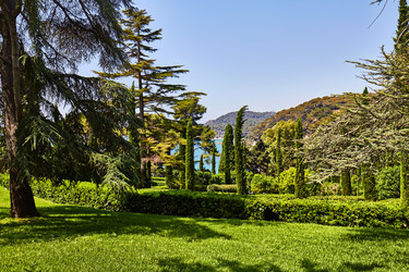 Similar image 12204357