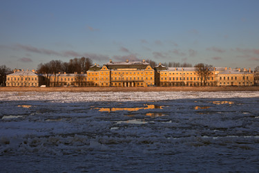 Similar image 12210354