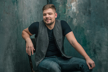 Similar image 12217477