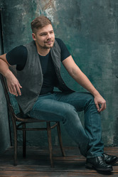 Similar image 12217494