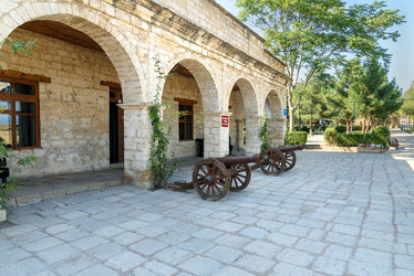 Similar image 12221103