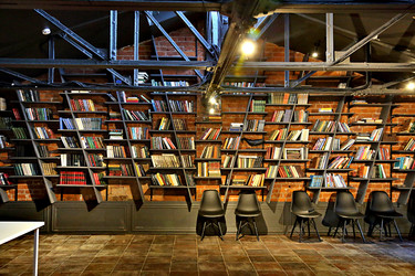 Similar image 12348565