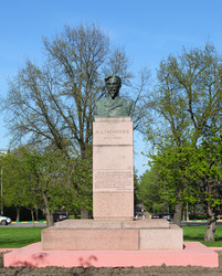 Similar image 12347052