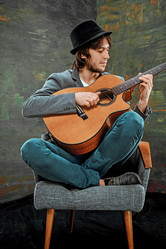 Similar image 12224683