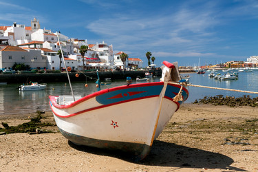 Similar image 12343719