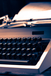 Similar image 12351198