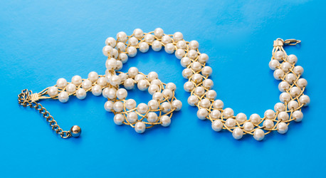 Similar image 12351200