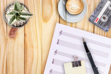 Similar image 12476369